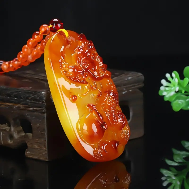 Necklace presentation in gift box