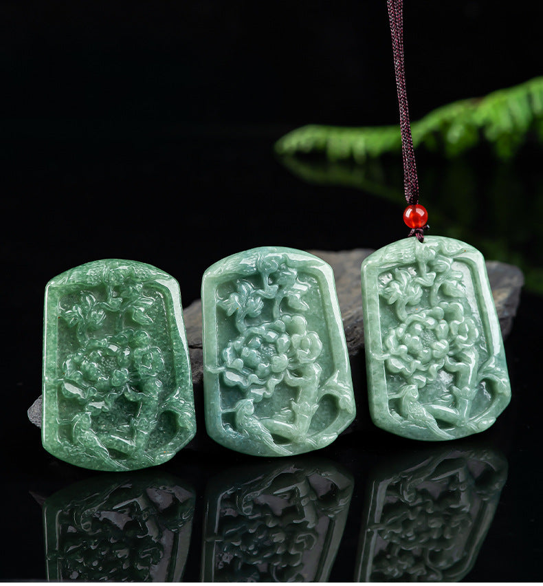 The pendant as part of a mindful daily ritual